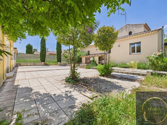 Maison vente à Arles, La Salle Les Alpes