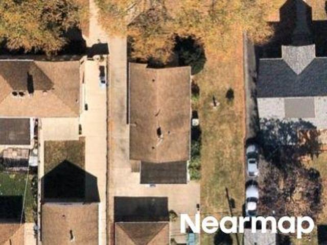 House for sale in Des Plaines
