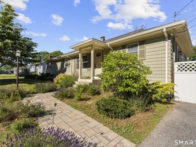 House for sale in East Lyme, Connecticut