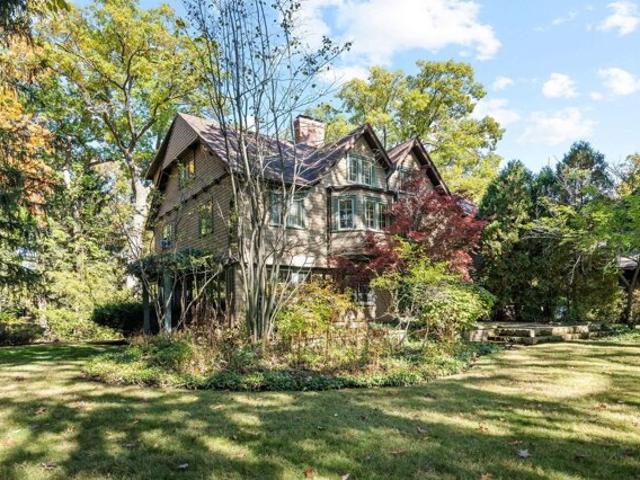 House for sale in Highland Park, Illinois
