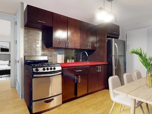 Room for rent in Arverne, New York