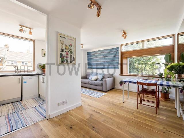 Apartment for rent in Upper Walthamstow, Greater London