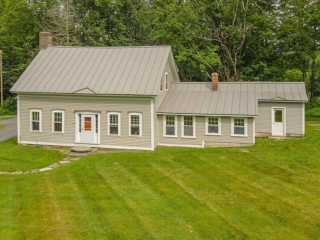 House for sale in Walpole, Cheshire County