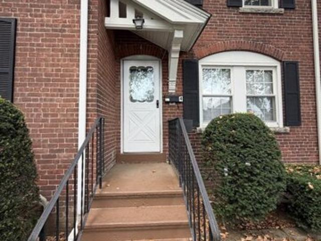Condo for sale in Milford, Massachusetts