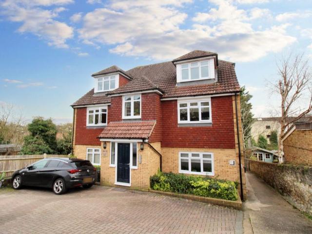 Apartment for rent in Midway, Kent