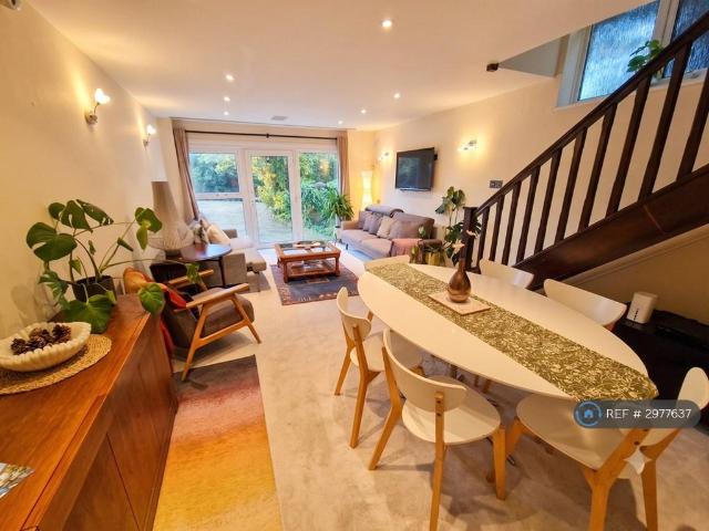 House for rent in Barnet Vale, Greater London