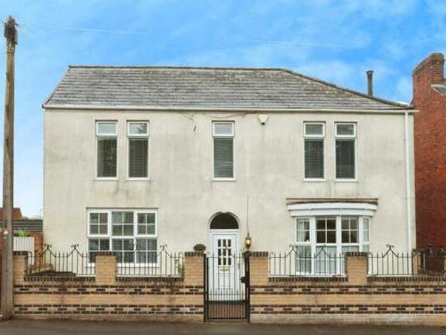 House for sale in Loundsley Green, East Midlands
