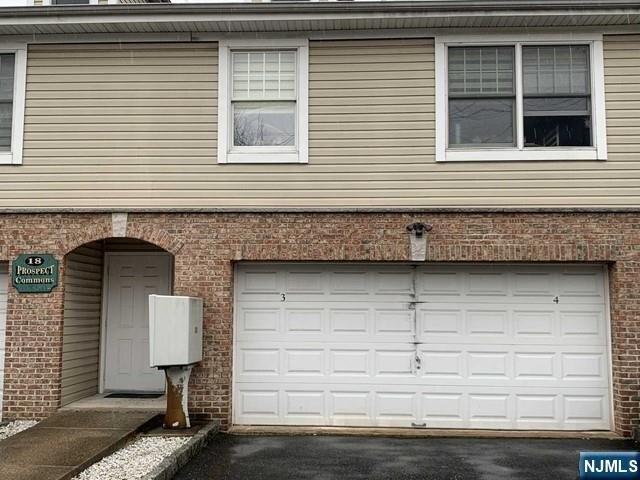 Condo for sale in Palisades Park, New Jersey