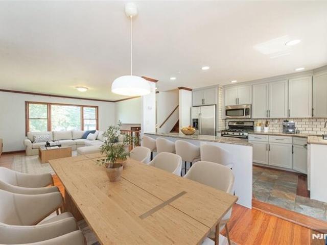 House for sale in Glen Rock, New Jersey