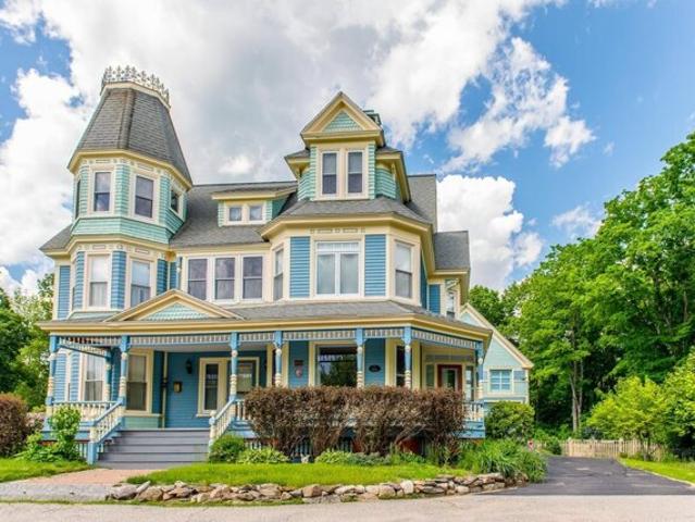 House for sale in New Hampshire