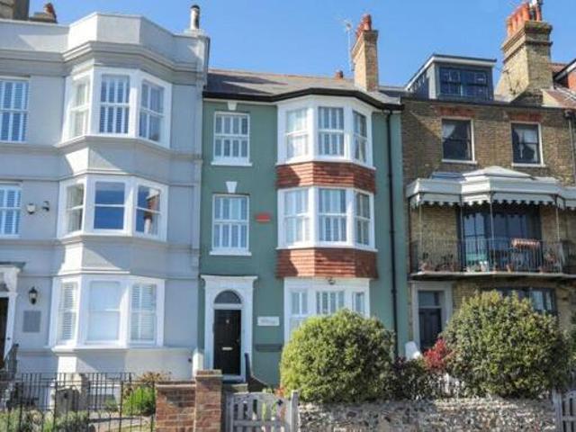 House for sale in East Cliff, Acol