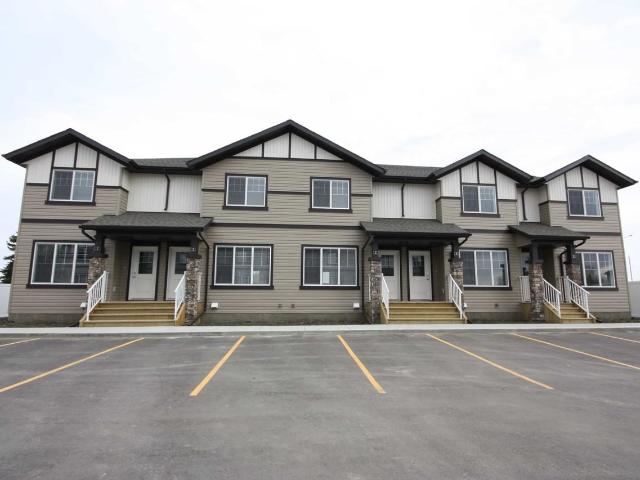 House for rent in Penhold, Town of Penhold