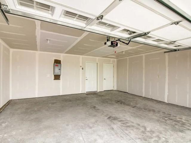 House for rent in Harrisburg, South Dakota