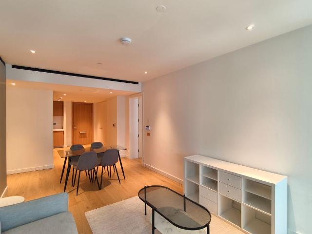 Apartment for rent in Nine Elms, Greater London