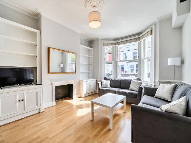Apartment for rent in London Borough of Hammersmith and Fulham, Greater London