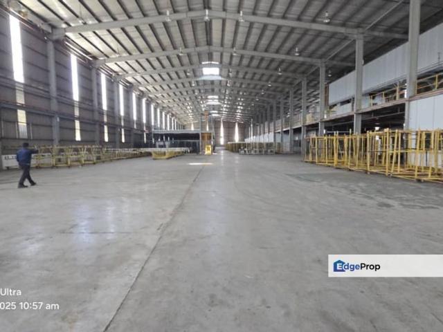 Warehouse for rent in Perak