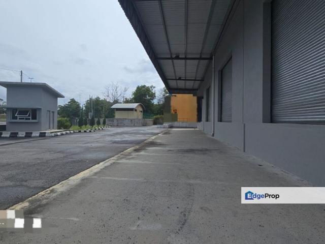 Warehouse for rent in Perak