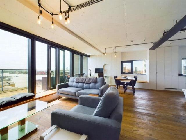 Apartment for rent in Virginia Quay, Blackwall