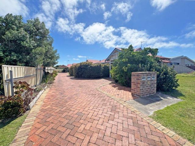 Flat for sale in West Beach, Esperance