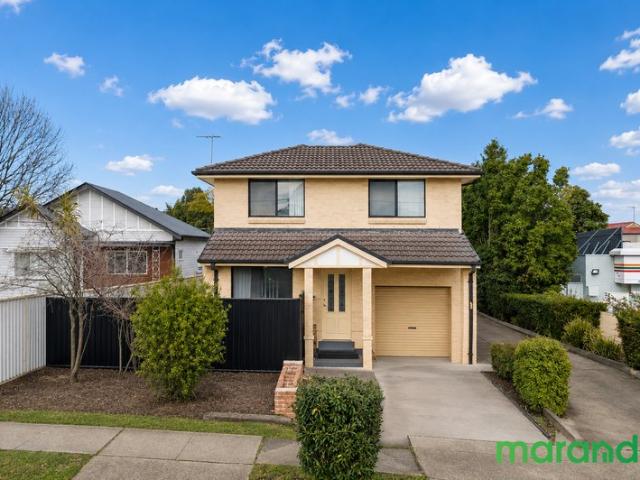 Townhouse for sale in Sydney, New South Wales