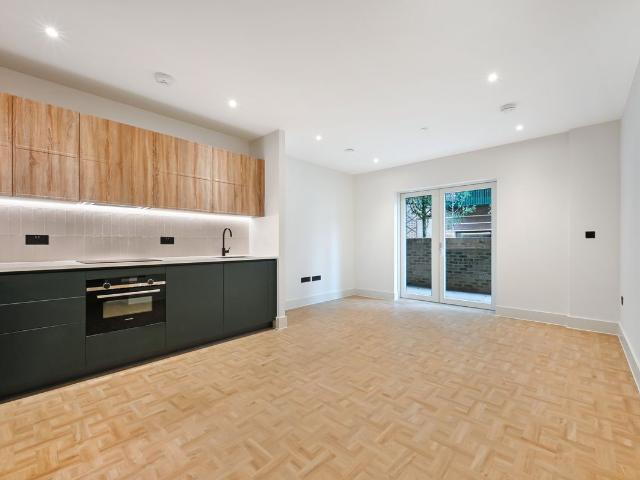 Apartment for rent in Clapham Junction, Greater London