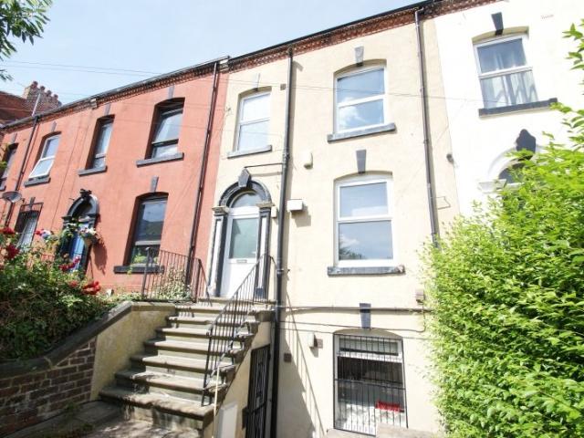 Studio for rent in Woodhouse, West Yorkshire