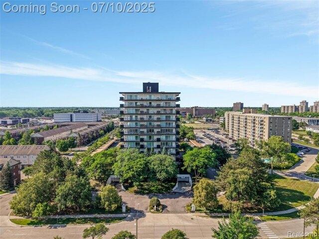 Condo for sale in Southfield
