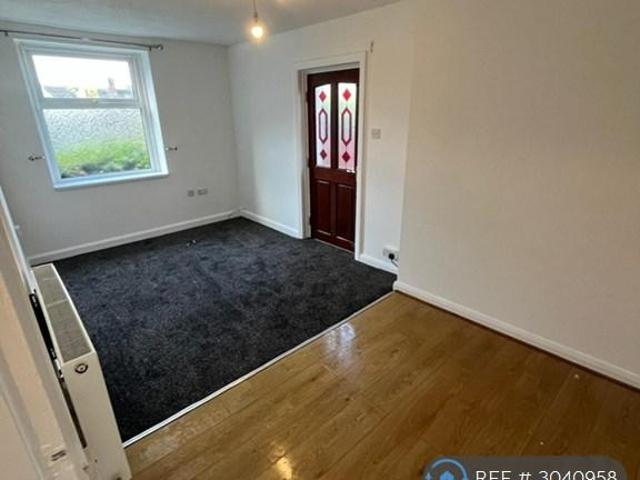Apartment for rent in Kingsley Moor, Staffordshire