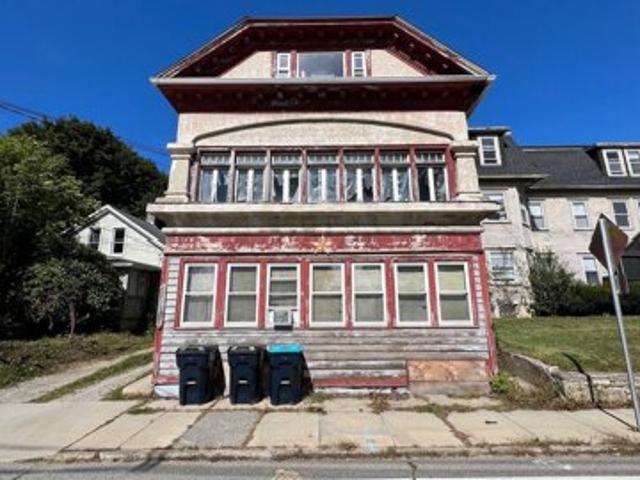 House for sale in Putnam, Northeastern Connecticut Planning Region