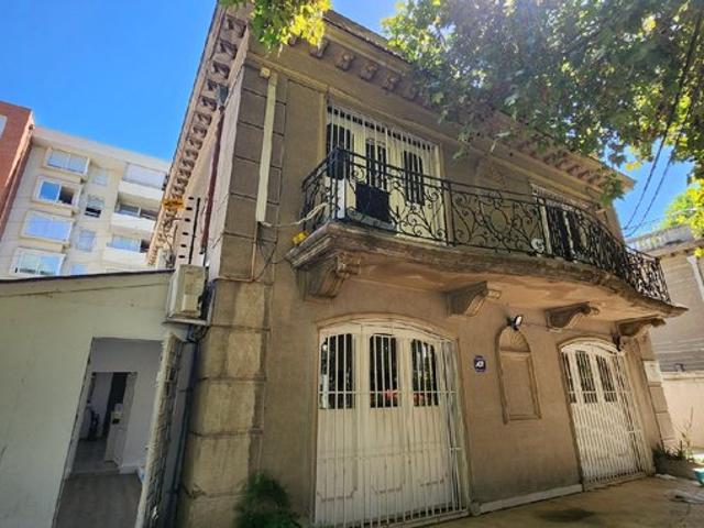 Providencia, Los leones 1000