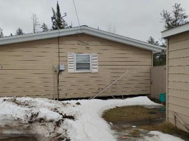 House for sale in Gwinn
