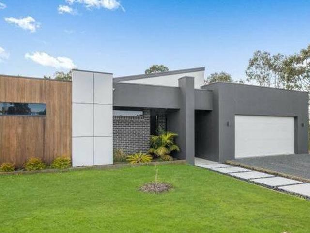 House for rent in Victoria
