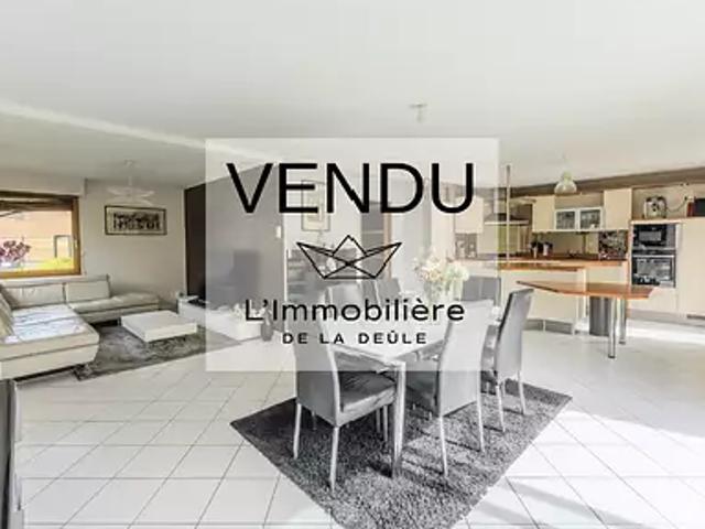 Maison vente à Lille, Provin