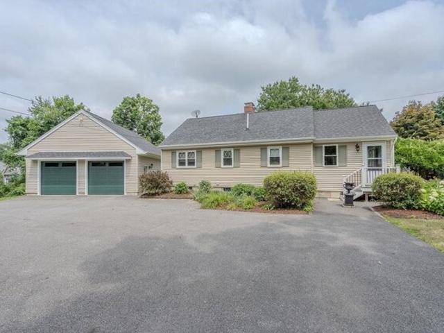 House for sale in New Hampshire