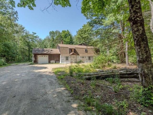 House for sale in Strafford, Strafford County