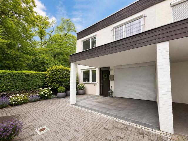 Haus kaufen in Westend, Berlin