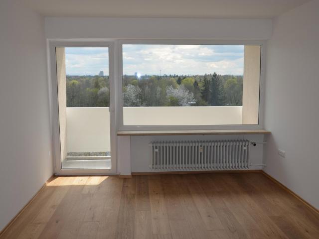 Wohnung kaufen in Moosach, München