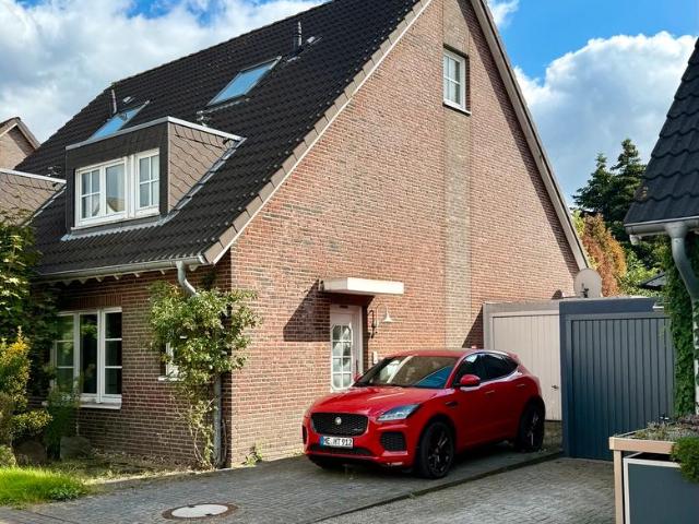 Haus kaufen in Lintorf/Breitscheid, Ratingen