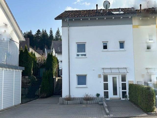 Haus kaufen in Neuenburg, Baden-Württemberg