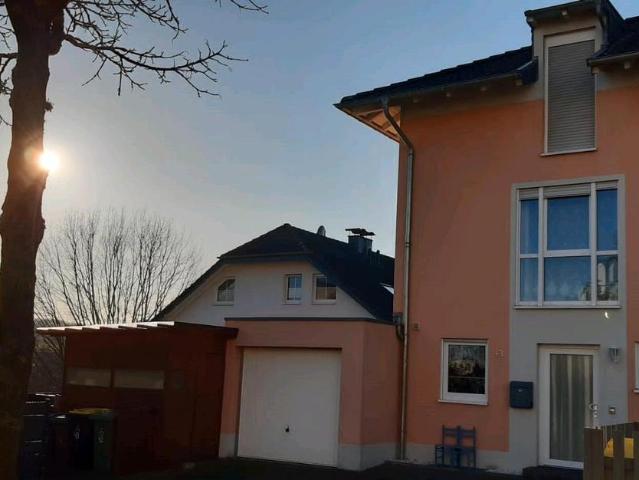 Haus kaufen in Warth, Hennef