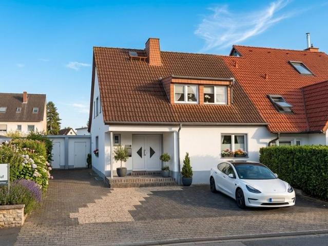 Haus kaufen in Karthause, Koblenz