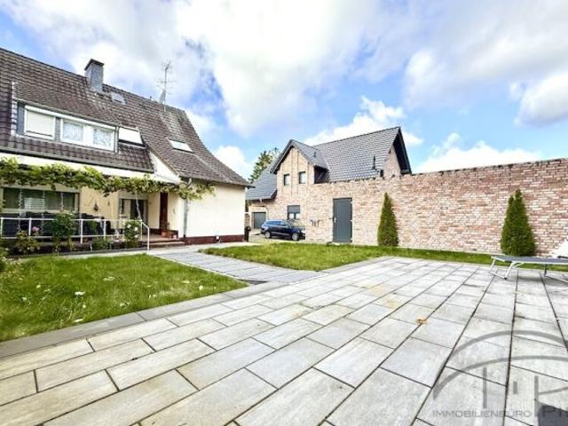 Haus kaufen in Dormagen, Nordrhein-Westfalen