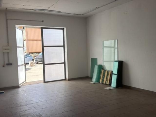 Gewerbe mieten in Sollenau, Niederösterreich