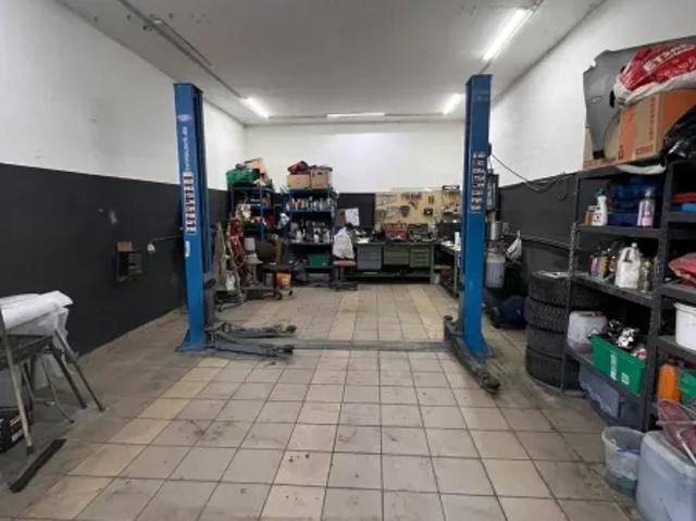 Gewerbe mieten in Sollenau, Niederösterreich