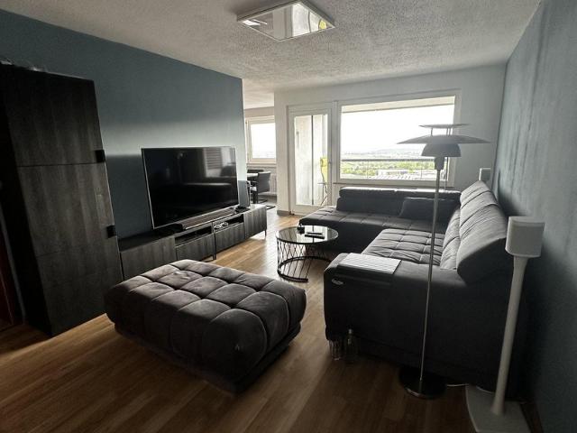 Wohnung kaufen in Haldengebiet, Leonberg