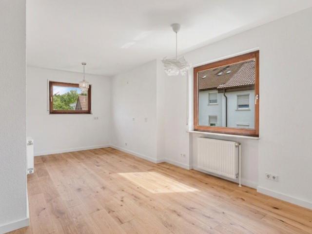 Wohnung kaufen in Eltingen, Leonberg