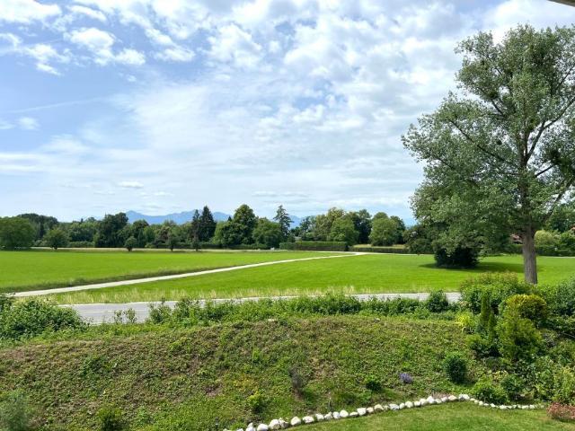 Wohnung kaufen in Chieming, Bayern