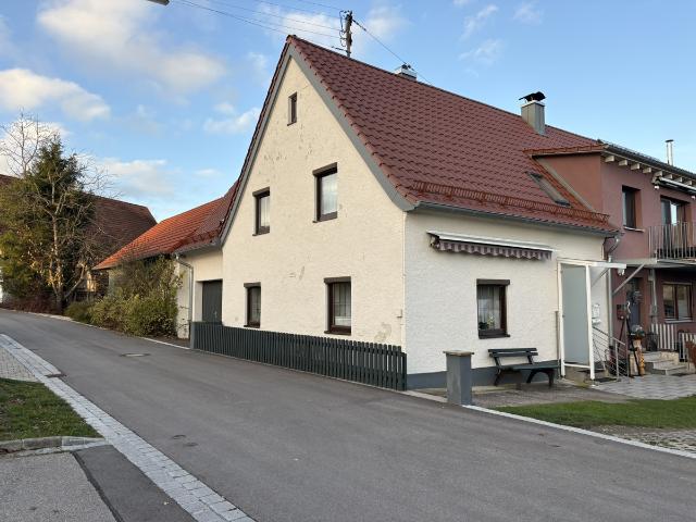 Doppelhaushälfte kaufen in Walkertshofen, Bayern