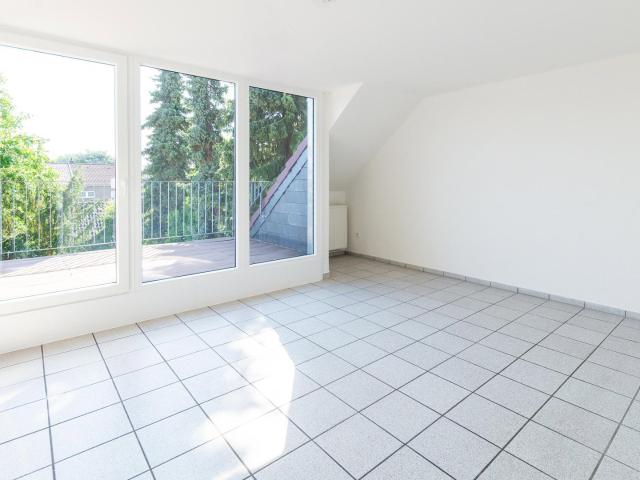 Dachgeschosswohnung kaufen in Leverkusen, Nordrhein-Westfalen