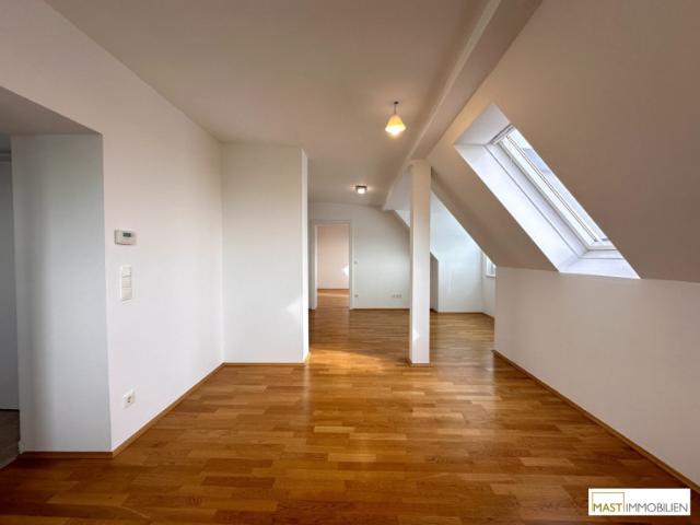 Dachgeschosswohnung kaufen in Einöde, Pfaffstätten